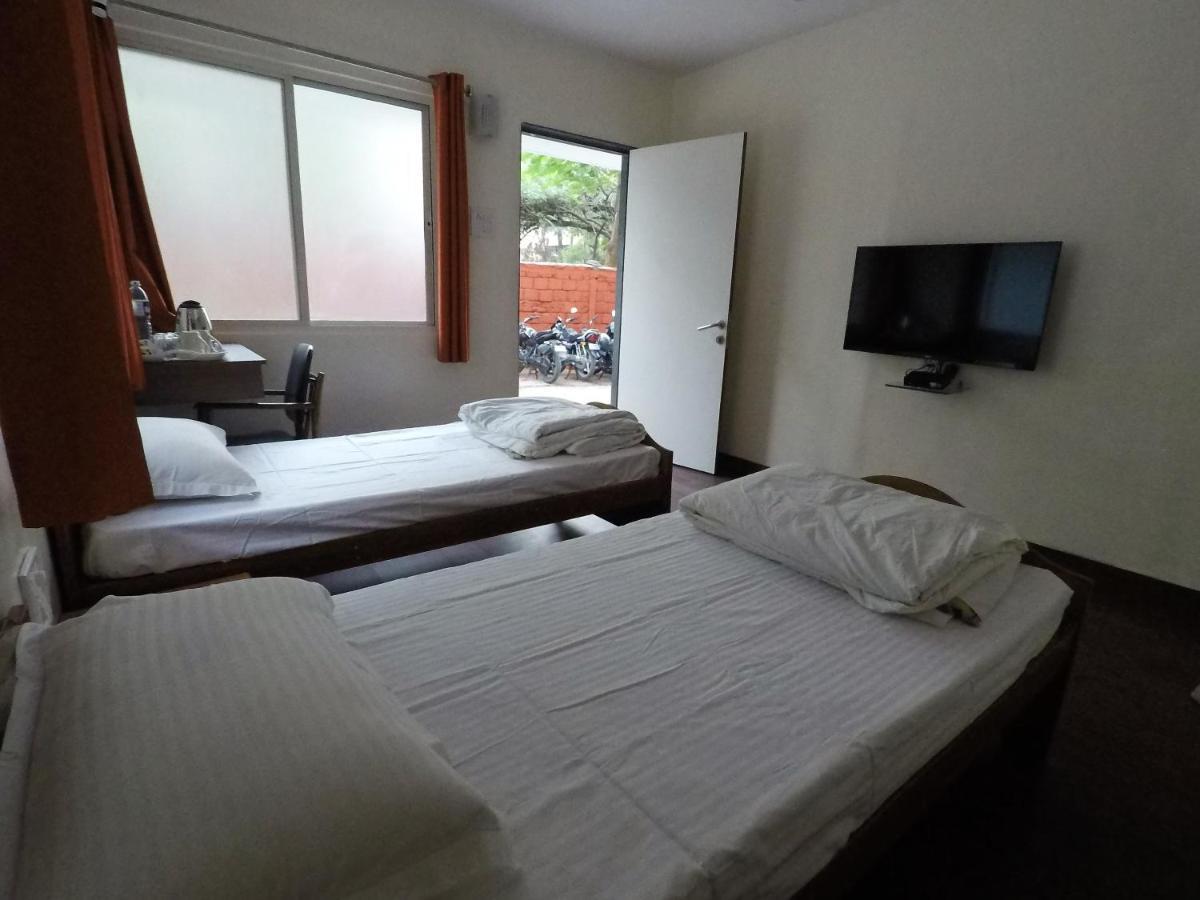 Apple Tree Apartments Koregaon Park Πούνε Εξωτερικό φωτογραφία