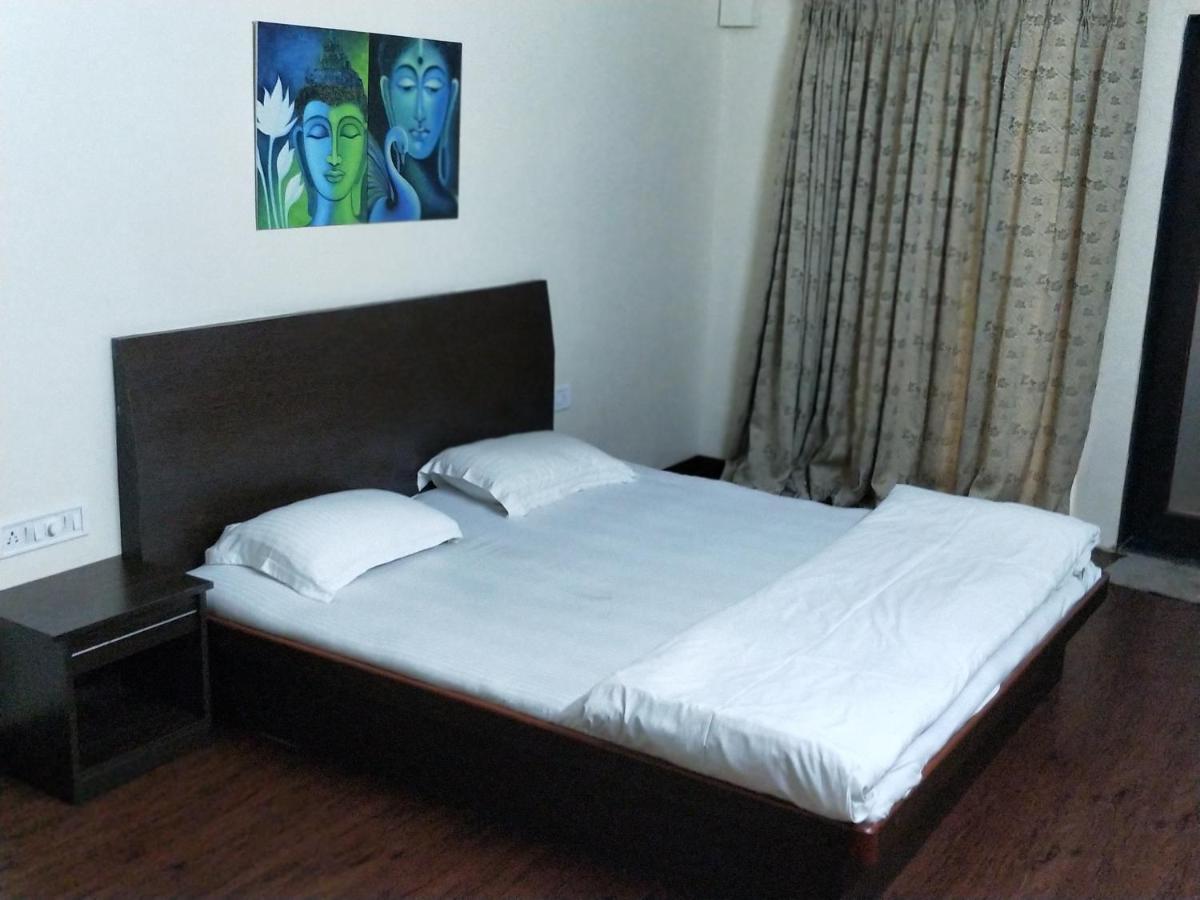Apple Tree Apartments Koregaon Park Πούνε Εξωτερικό φωτογραφία
