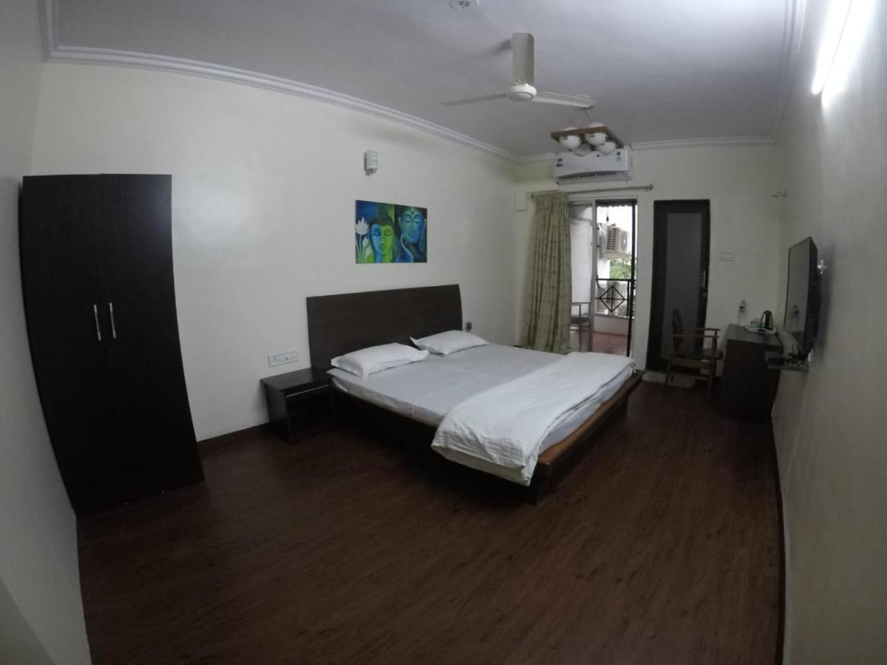 Apple Tree Apartments Koregaon Park Πούνε Εξωτερικό φωτογραφία