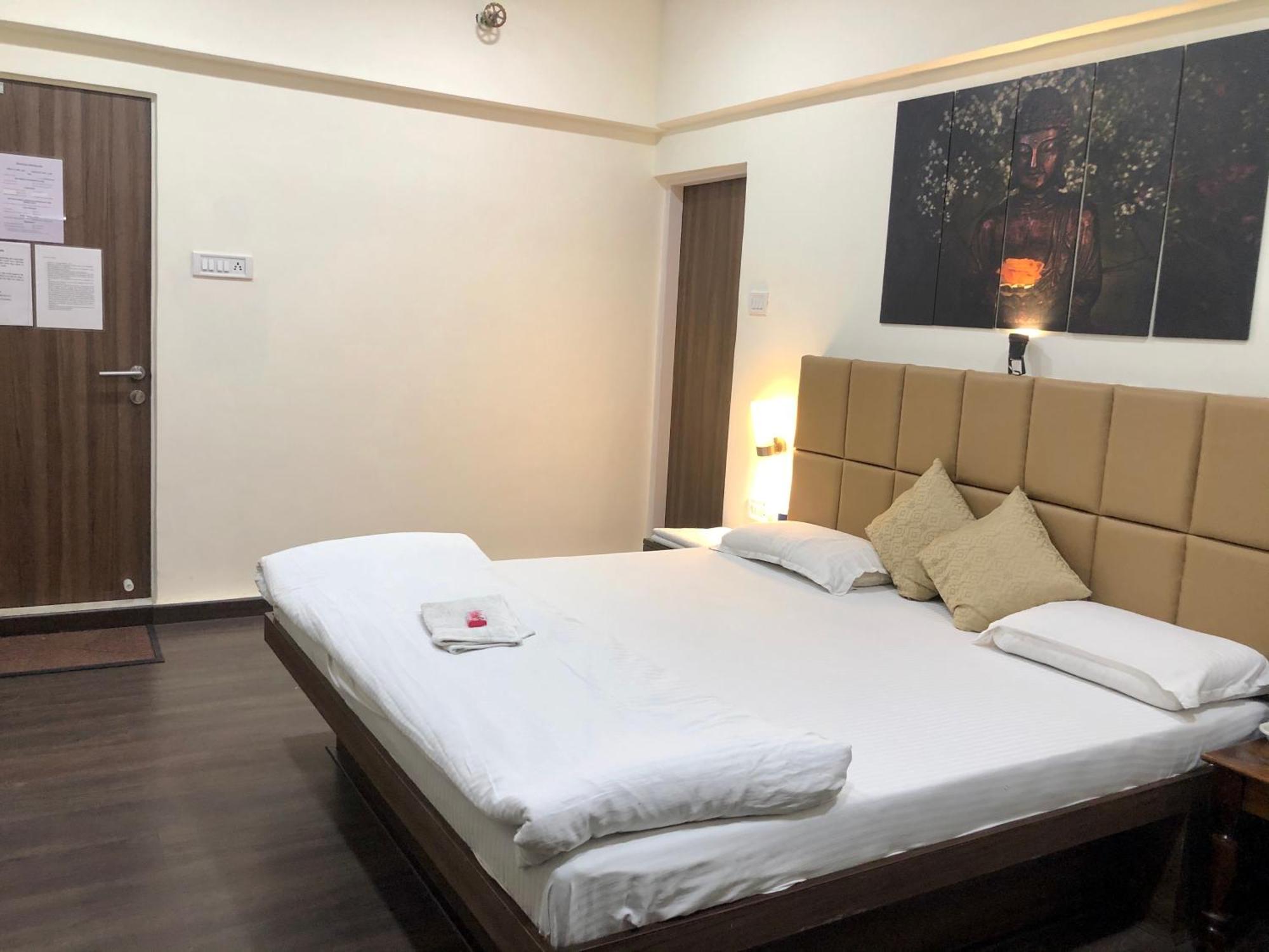 Apple Tree Apartments Koregaon Park Πούνε Εξωτερικό φωτογραφία